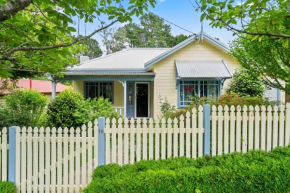 Holley House, Leura